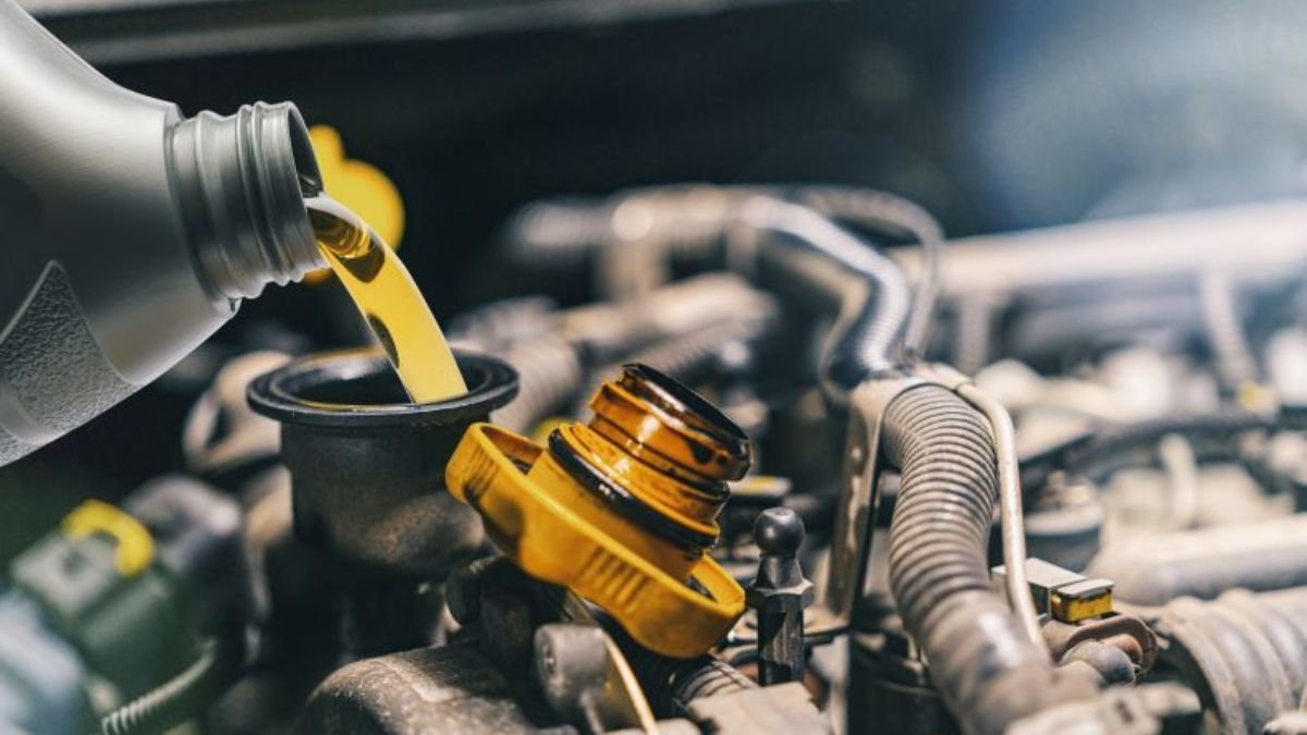 How Often Should You Get a Nissan Oil Change in Charleston, SC?